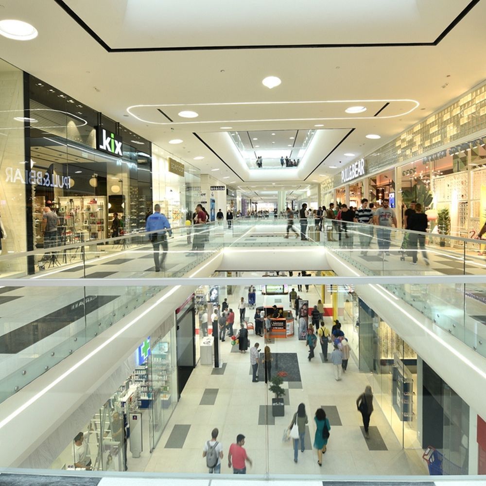 Peek Cloppenburg Isi Deschide Cel Mai Mare Magazin Din Romania In Mega Mall