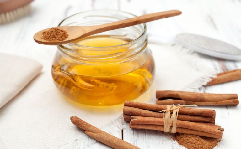 Dieta cu miere şi scorţişoară te ajută să slăbeşti 2 kg în 7 zile