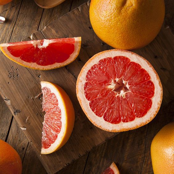 Scapă rapid de kilogramele în plus cu ajutorul sucului de grapefruit