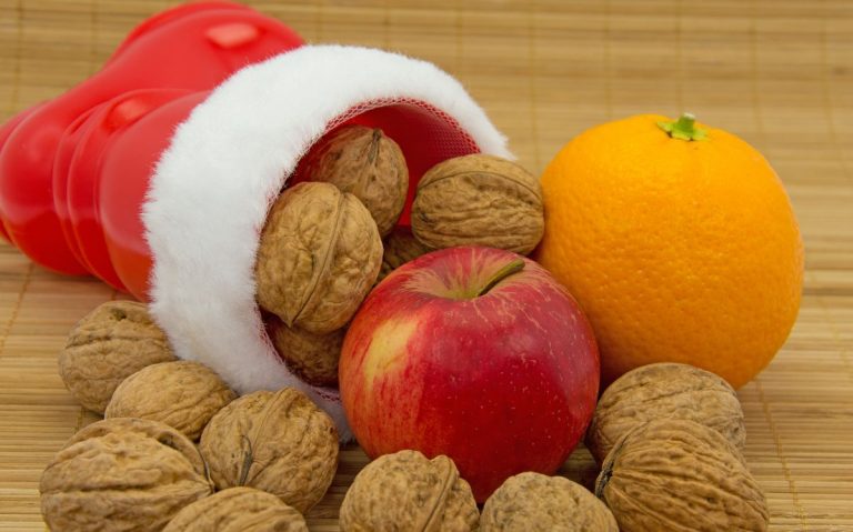 Cadouri de Moș Nicolae pentru copii și oameni mari