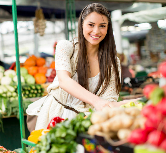 Mergi la piaţă pentru legume: 3 chefi celebri explică de ce