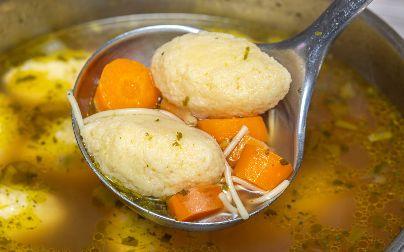 găluşte de griș pufoase