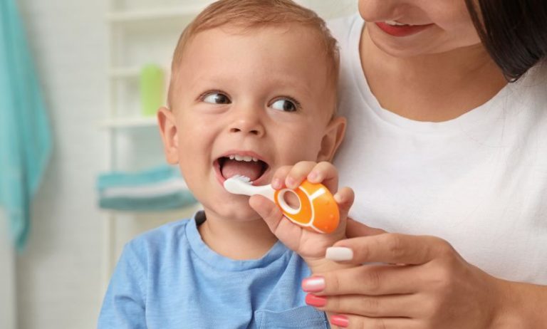 De ce sunt importanți dinții de lapte?