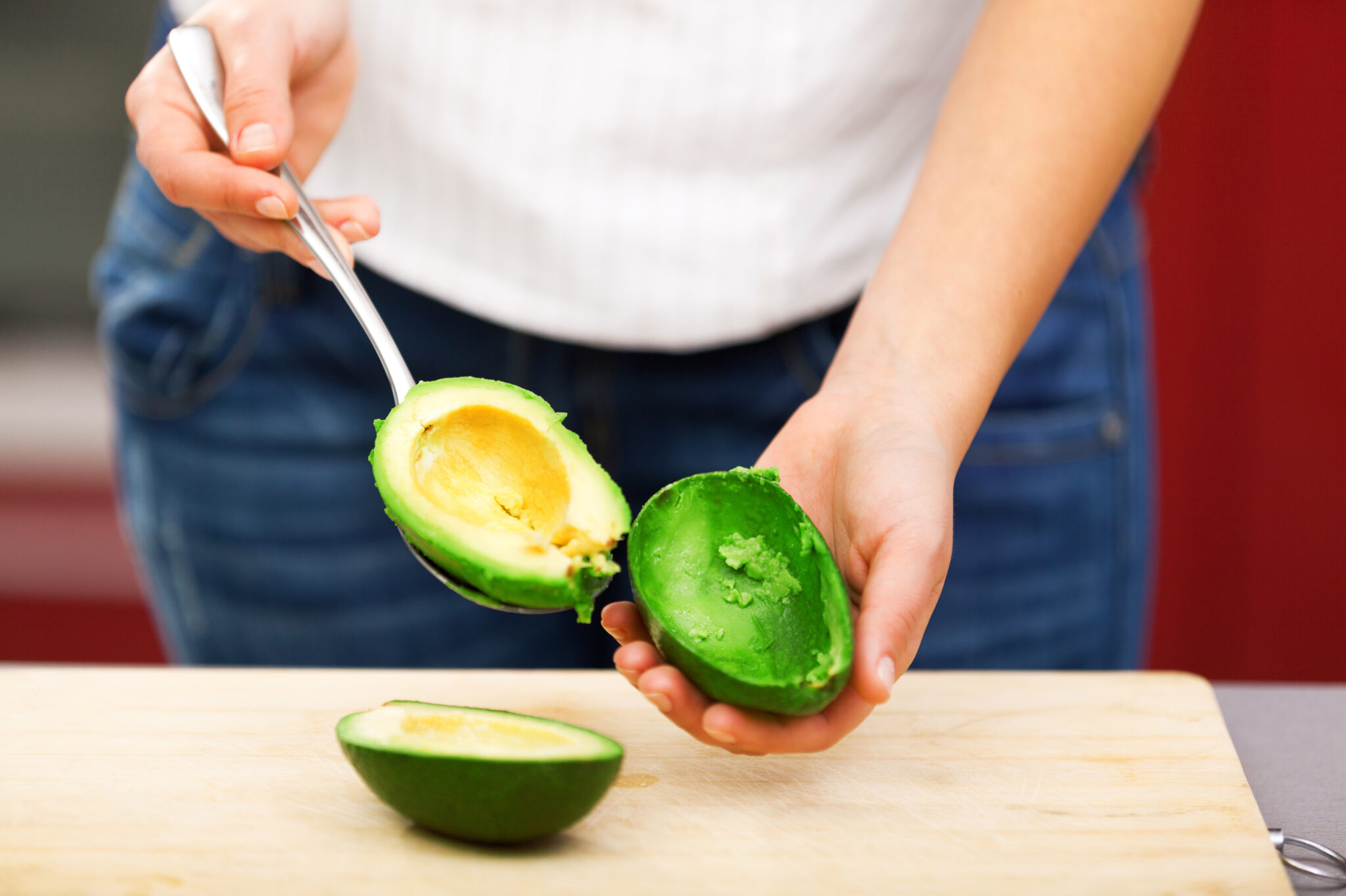 un avocado pe zi