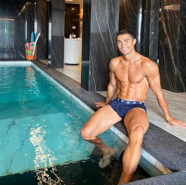 Dieta lui Cristiano Ronaldo: ce mănâncă într-o zi obișnuită