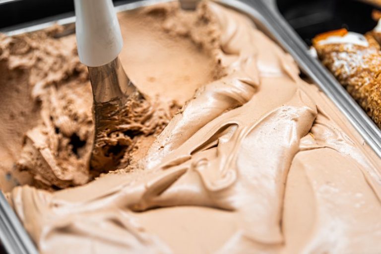 Rețete simple de înghețată de casă. Sunt delicioase, nu vei mai cumpăra înghețată din comerț!