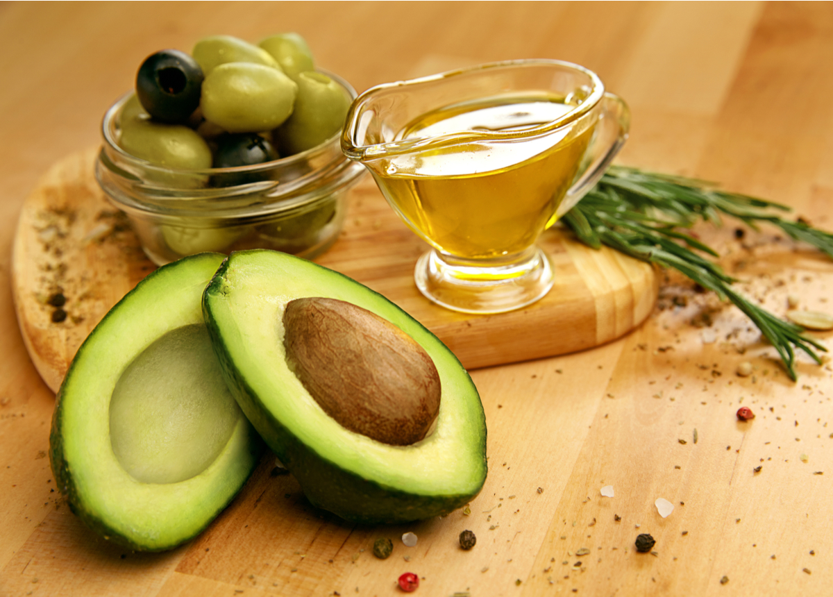 Care este mai sănătos: uleiul de avocado sau uleiul de măsline?