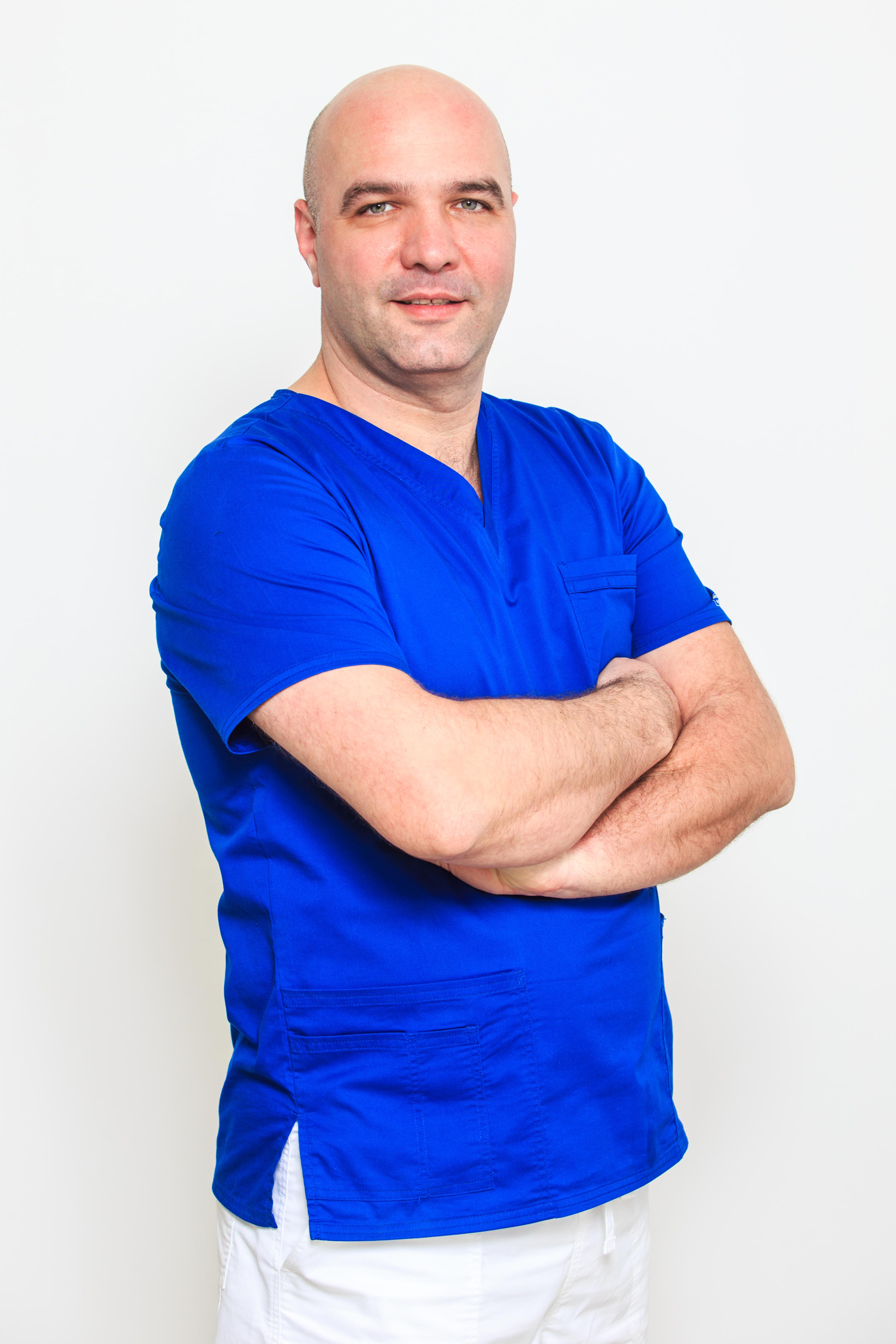 Asist. univ. dr. Daniel Referendaru