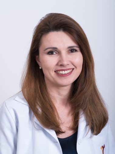 Dr. Laura Dracea