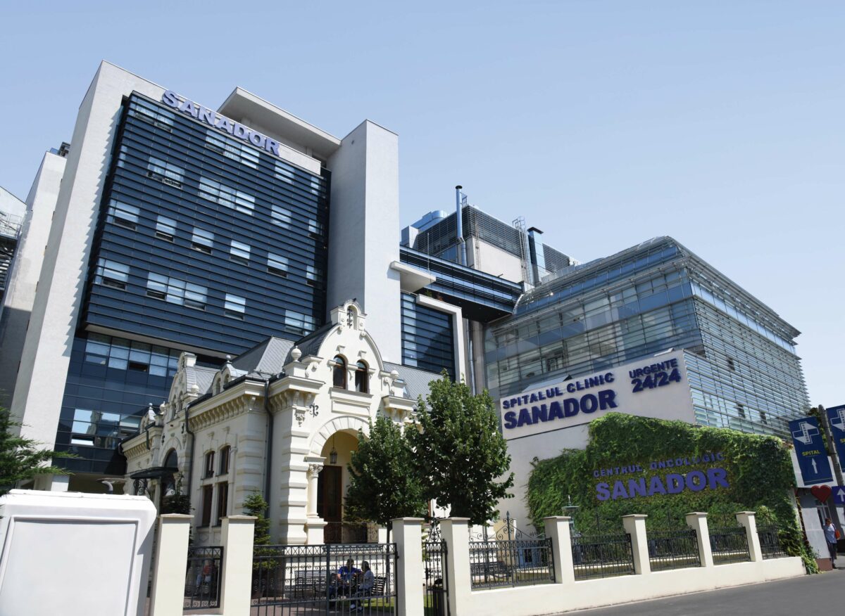Cum este tratat cancerul hepatic într-un centru medical specializat?