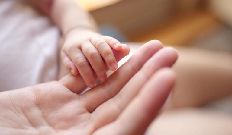 Care este vârsta ideală să devii mamă. Motivele care determină femeile să amâne decizia de a avea un copil