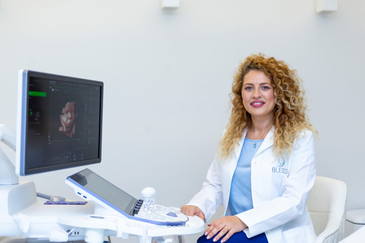 Dr. Livia Mihaela Apostol