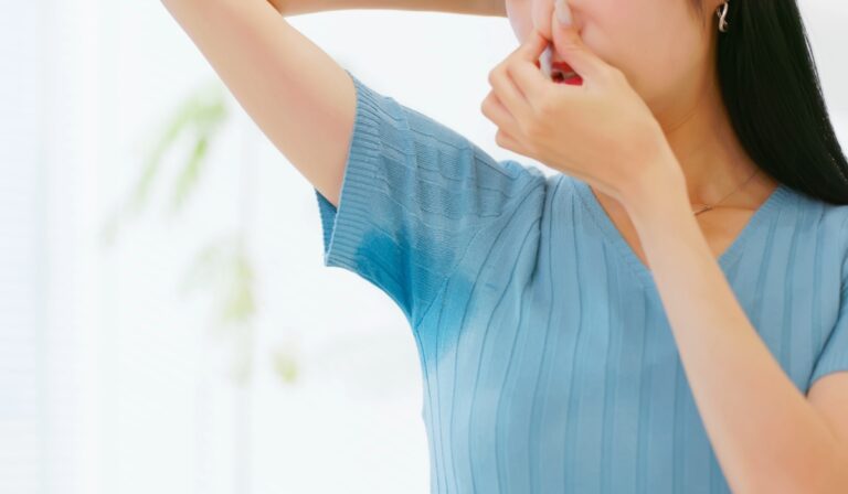 Corpul tău are un miros neplăcut? Aceste alimente ar putea fi cauza