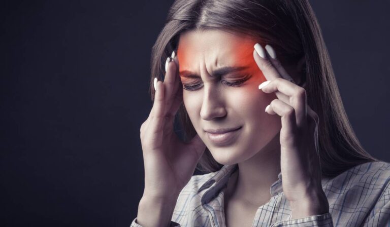 Remedii naturale pentru dureri de cap. Scapă de disconfort cu aceste amestecuri de condimente