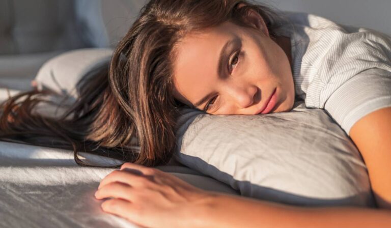 Semnale de alarmă care indică un exces de vitamina D. Ce se întâmplă când supradozezi