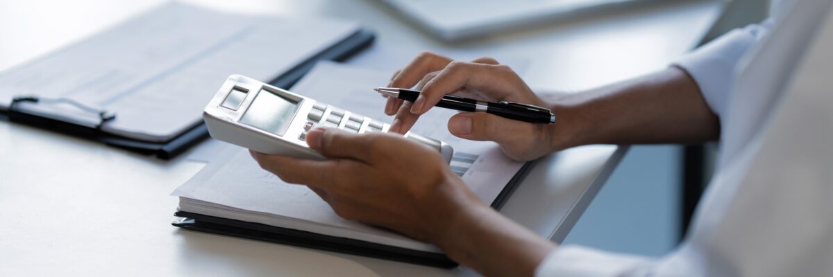 Se schimbă legea vechimii în muncă. Cine sunt angajații avantajați de noul calcul