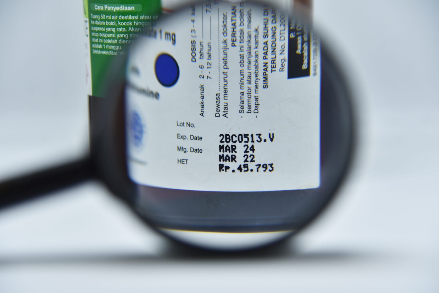 Ce se întâmplă în corpul tău când iei medicamente expirate. Avertismentul medicilor