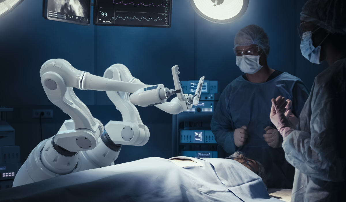 Operațiile robotice nu sunt ceea ce cred mulți. Un chirurg cardiac explică rolul real al robotului