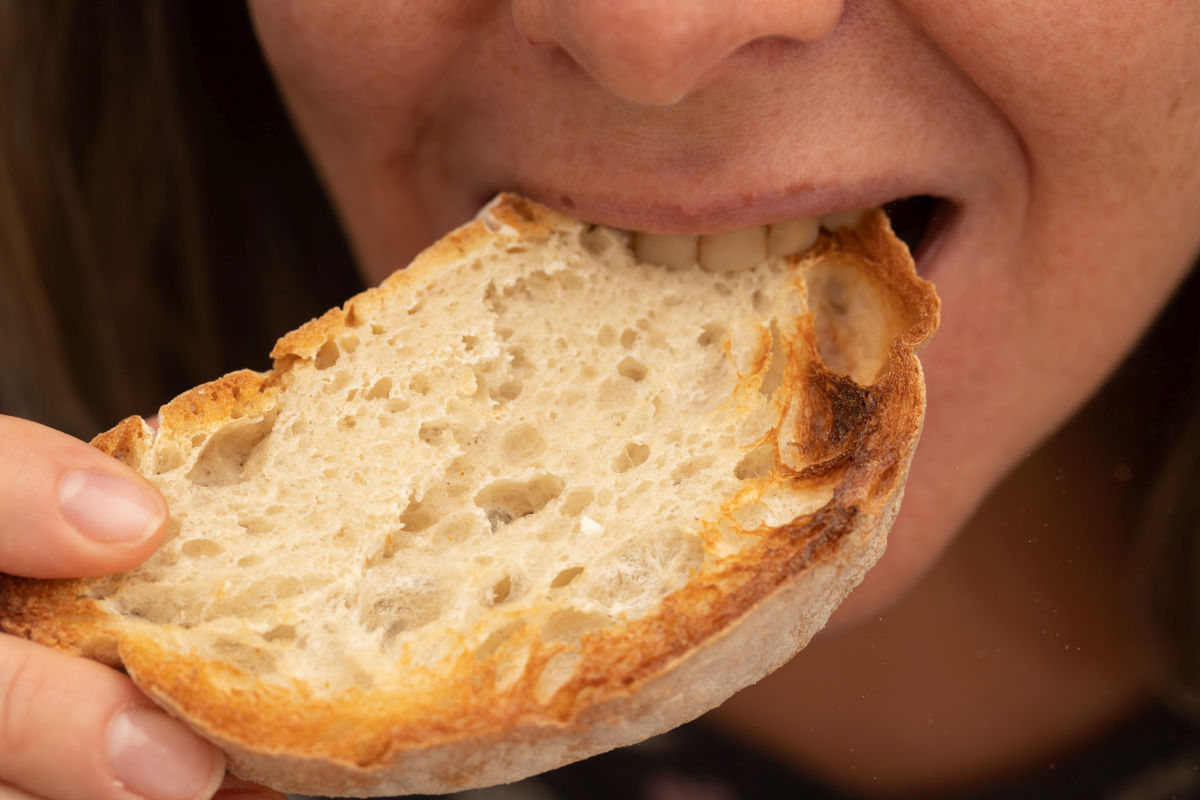 Alimentul pe care milioane de români îl consumă zilnic poate avea un indice glicemic mai mic. Secretul explicat de specialiști