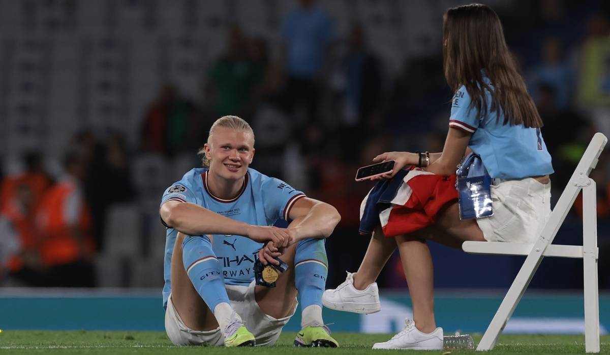 Povestea discretă de iubire a lui Erling Haaland. Cine este femeia care l-a făcut tată pe tânărul „Viking”