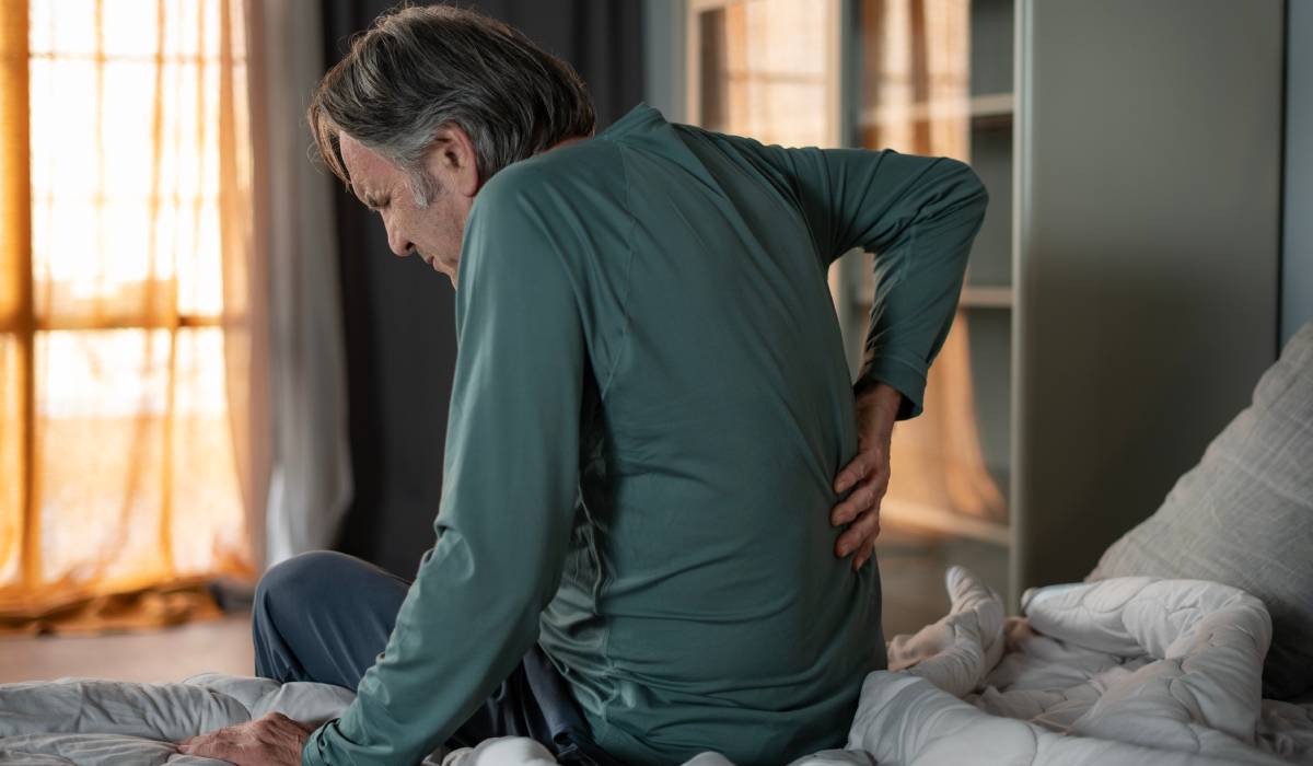 Hernia de disc, de la primele simptome la tratamentul corect. „Poate fi prevenită prin evitarea sedentarismului”