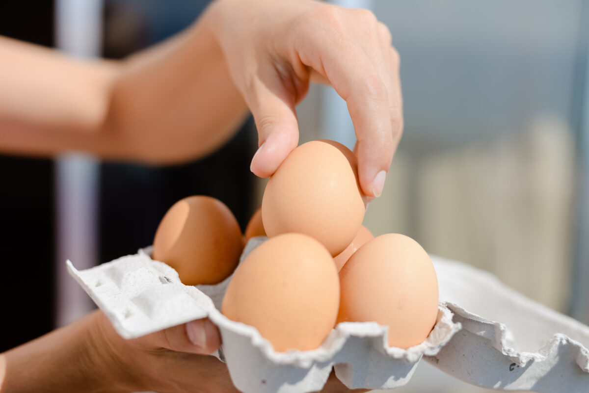 Câte ouă poți mânca pe săptămână fără riscuri. Ce recomandă medicii pentru adulți și copii?