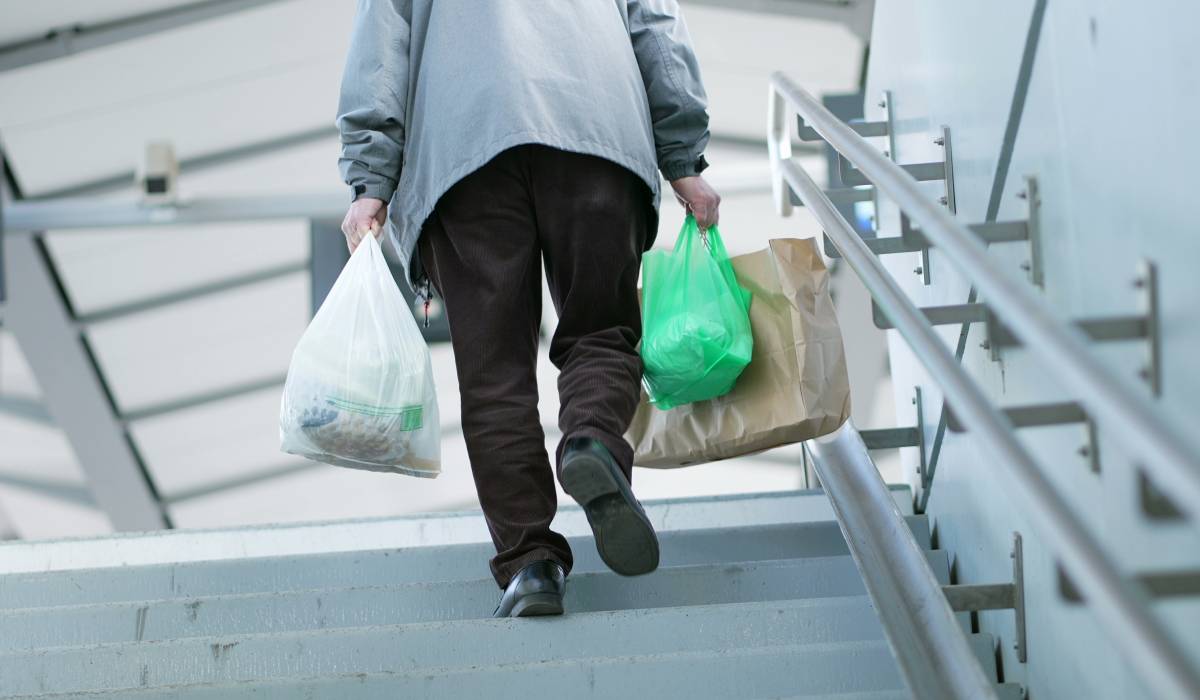 Mitul celor 10.000 de pași, demontat de cercetători. Câți pași ar trebui să faci, de fapt, în funcție de vârstă