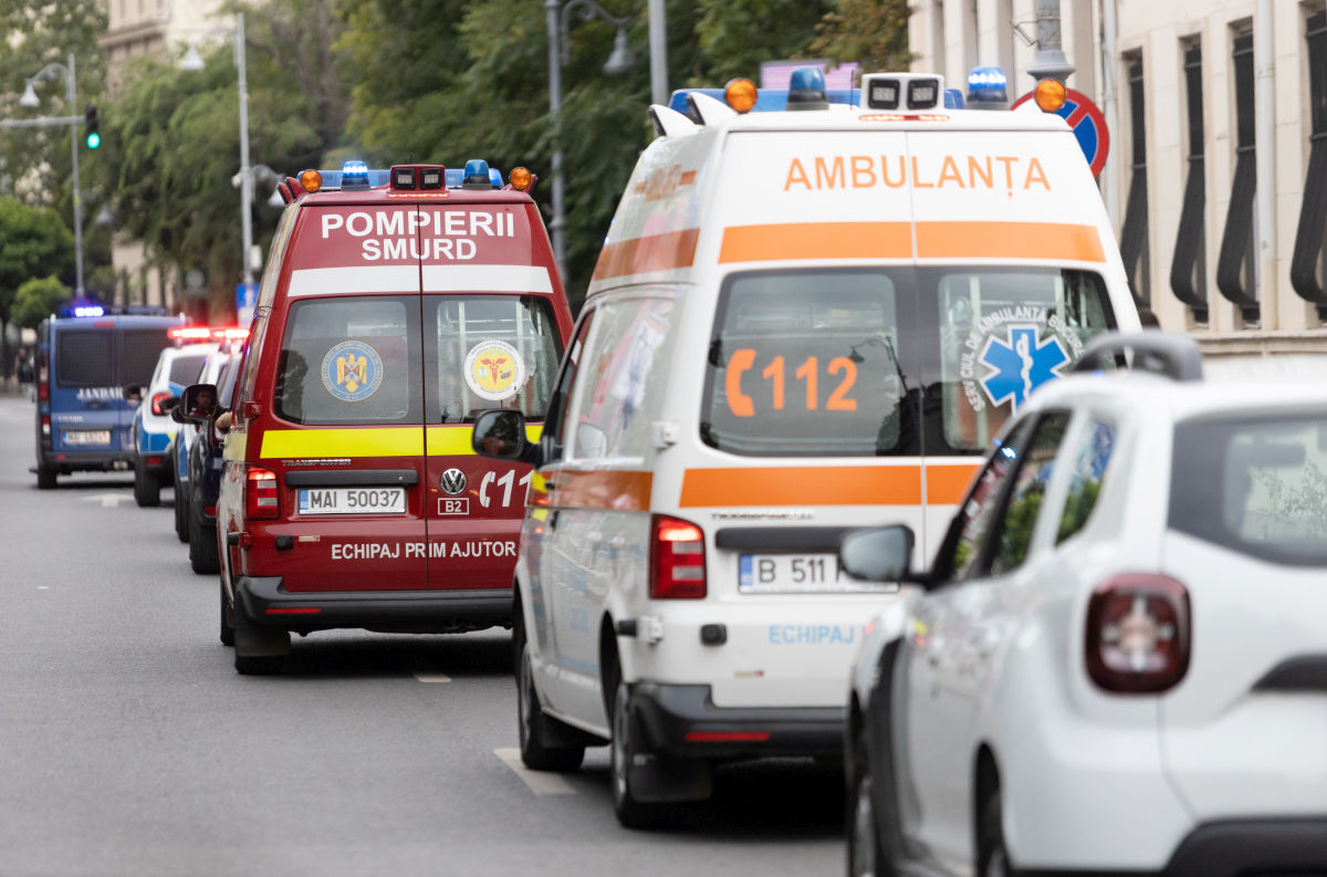 O adolescentă de 18 ani a ajuns în stare gravă la Spitalul Floreasca! E suspectă de infecție cu meningită