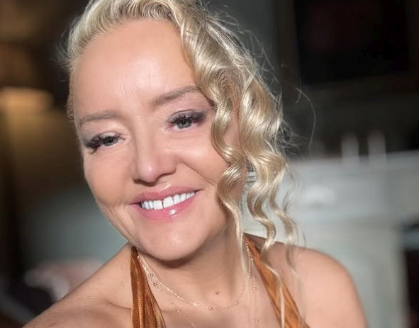 Lucy Davis, actrița din „The Office”, a dezvăluit că suferă de cancer de sân în stadiul 4. Boala s-a extins la nivelul oaselor