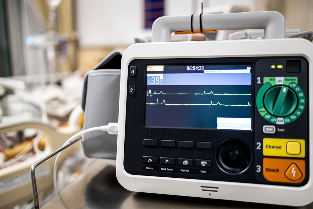 Puls sub 60 de bătăi pe minut? Cardiologii explică când este perfect normal și când poate ascunde o problemă de ritm cardiac