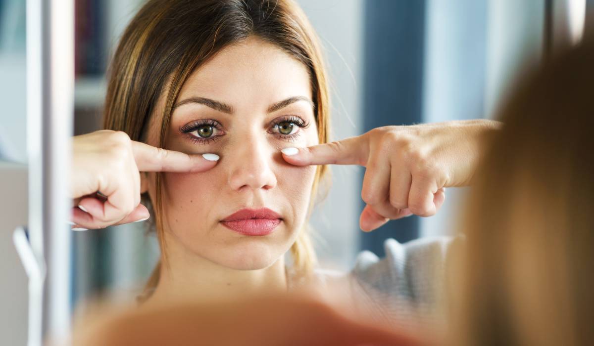 Botox în jurul ochilor: riscuri și complicații oftalmologice