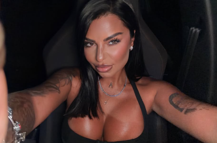 Cine este Gabriella Barbu, ispita care a făcut senzație în Spania și a ajuns la „Insula Iubirii”?