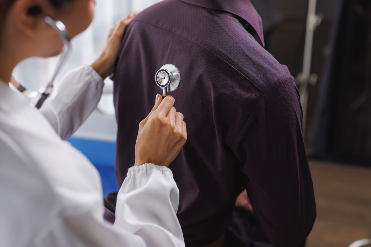Boala rară care pune inima în pericol. De ce pacienții din România ajung greu la diagnostic și tratament