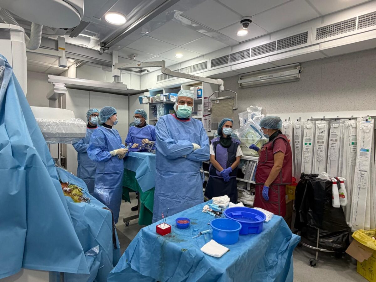 Premieră medicală în România: prima protezare transcateter a valvei tricuspide, realizată la București